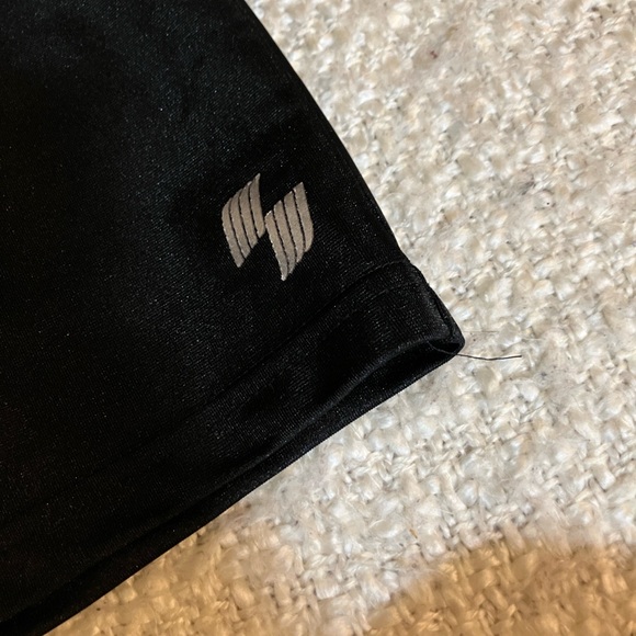 🏀 CHILDRENS PLACE SIZE SMALL (5/6) BLACK ATHLETIC SHORTS - Picture 2 of 12